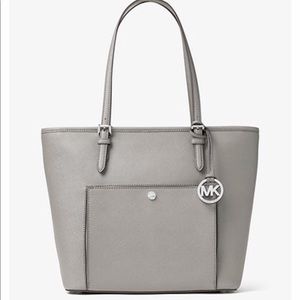 Michael Kors jet set, medium snap pocket tote